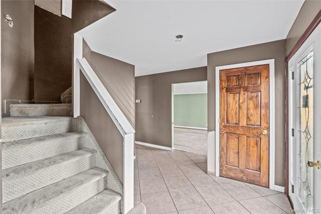 4 Vale Court, Mount Sinai, NY 11766