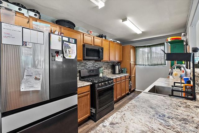 28740 Garfield Street, Roseville, MI 48066