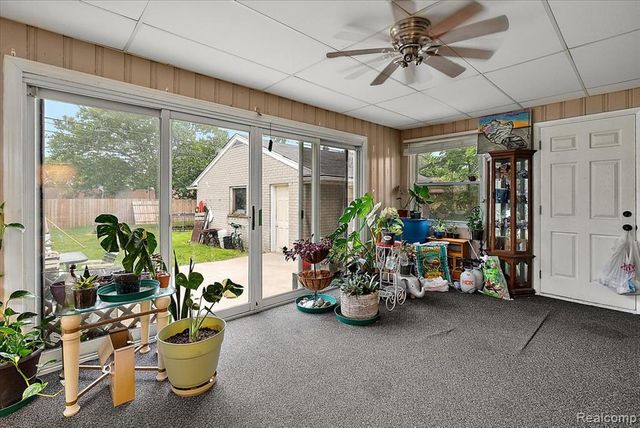 28740 Garfield Street, Roseville, MI 48066