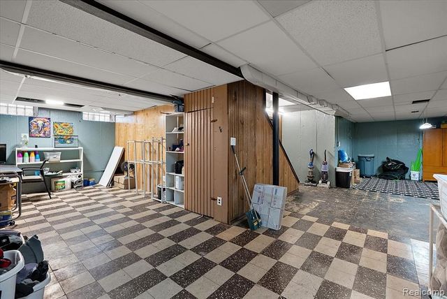 28740 Garfield Street, Roseville, MI 48066