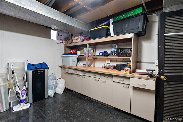 28740 Garfield Street, Roseville, MI 48066