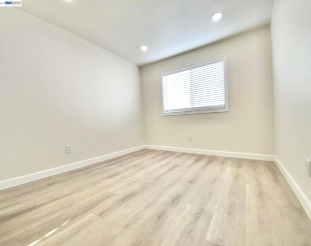 205 Wenatchee Cmn 16, Fremont, CA 94539