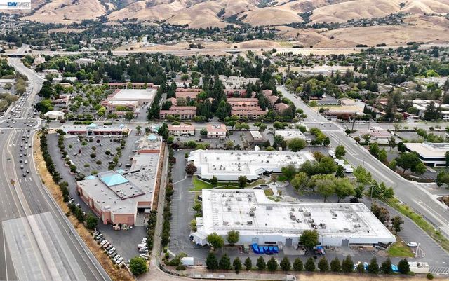 205 Wenatchee Cmn 16, Fremont, CA 94539