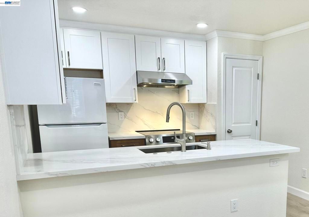 Image 10 of property listing at 205 Wenatchee Cmn 16, Fremont, CA 94539