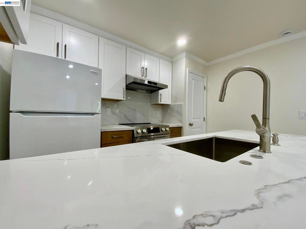 Image 12 of property listing at 205 Wenatchee Cmn 16, Fremont, CA 94539