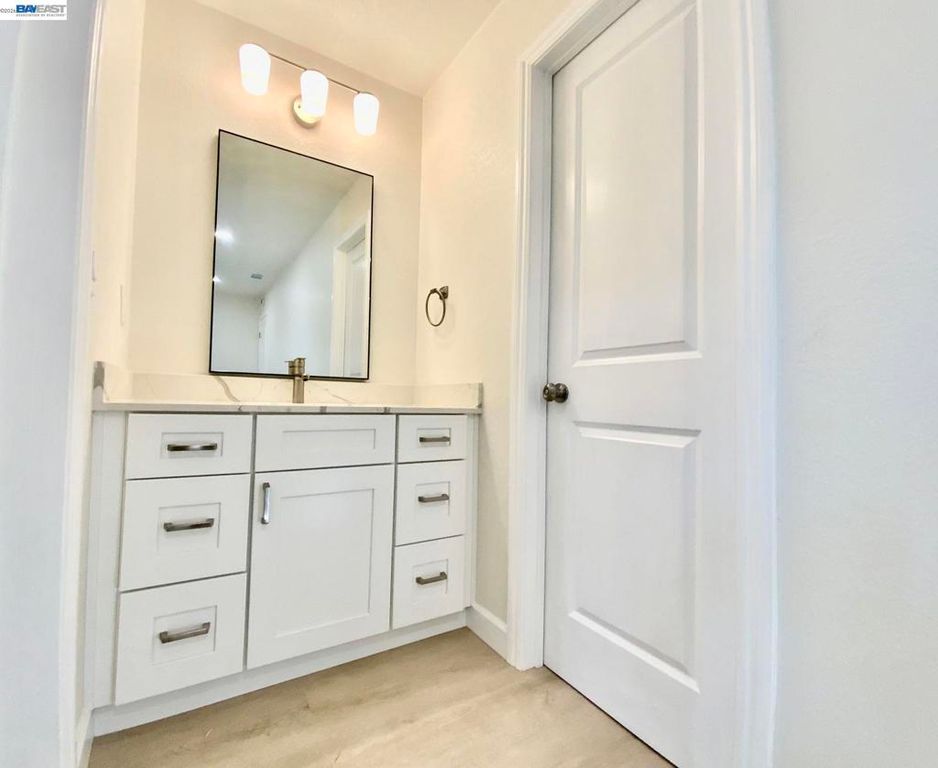 Image 13 of property listing at 205 Wenatchee Cmn 16, Fremont, CA 94539
