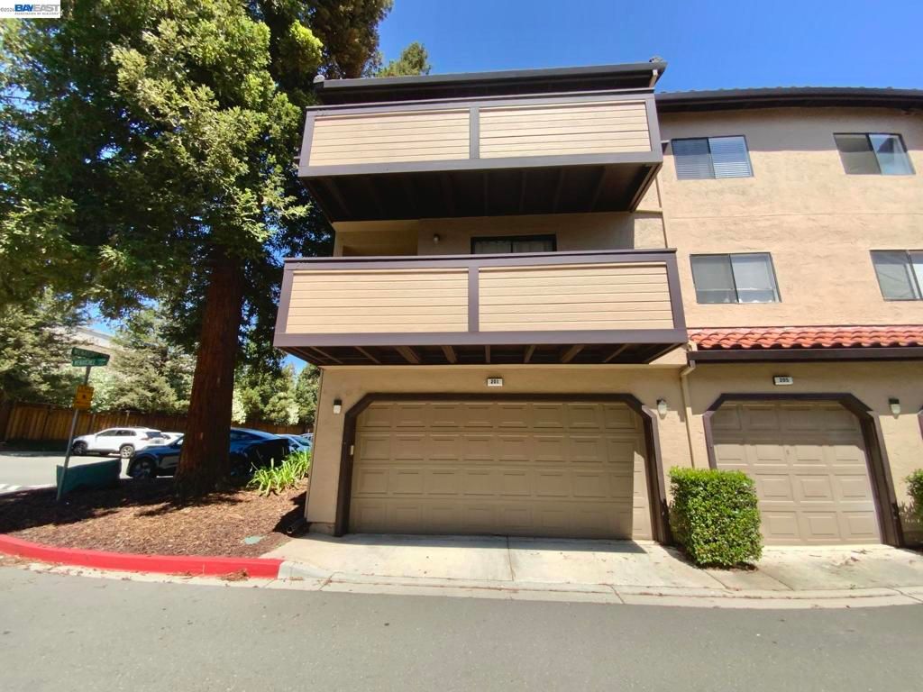 Image 25 of property listing at 205 Wenatchee Cmn 16, Fremont, CA 94539