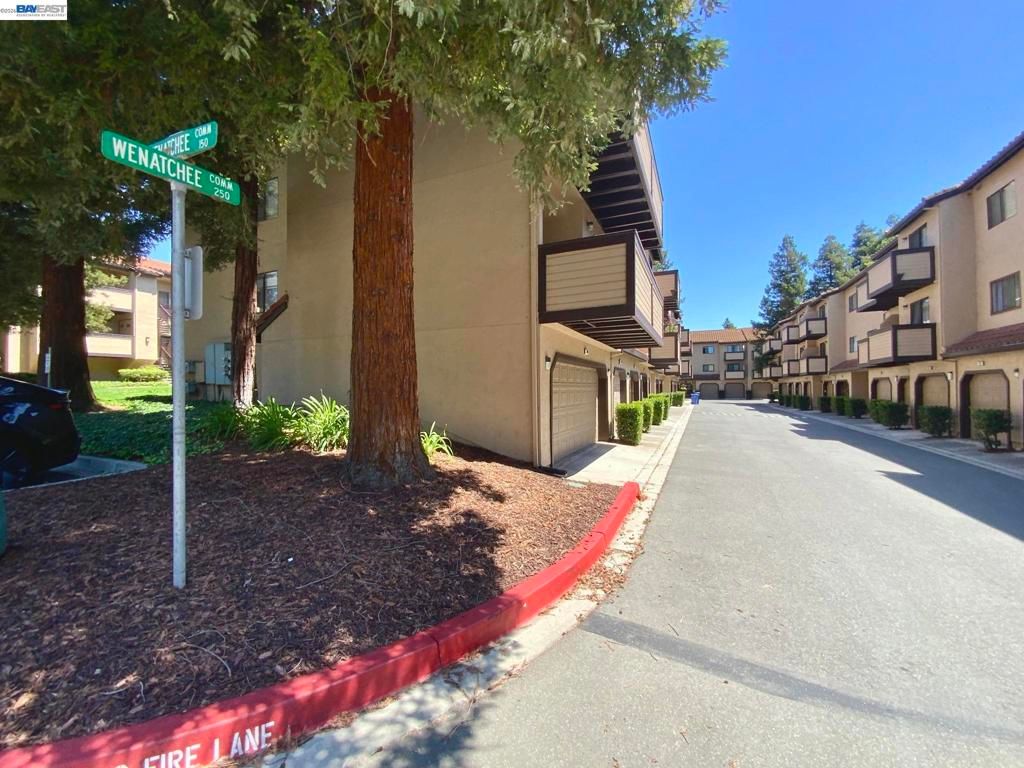 Image 27 of property listing at 205 Wenatchee Cmn 16, Fremont, CA 94539