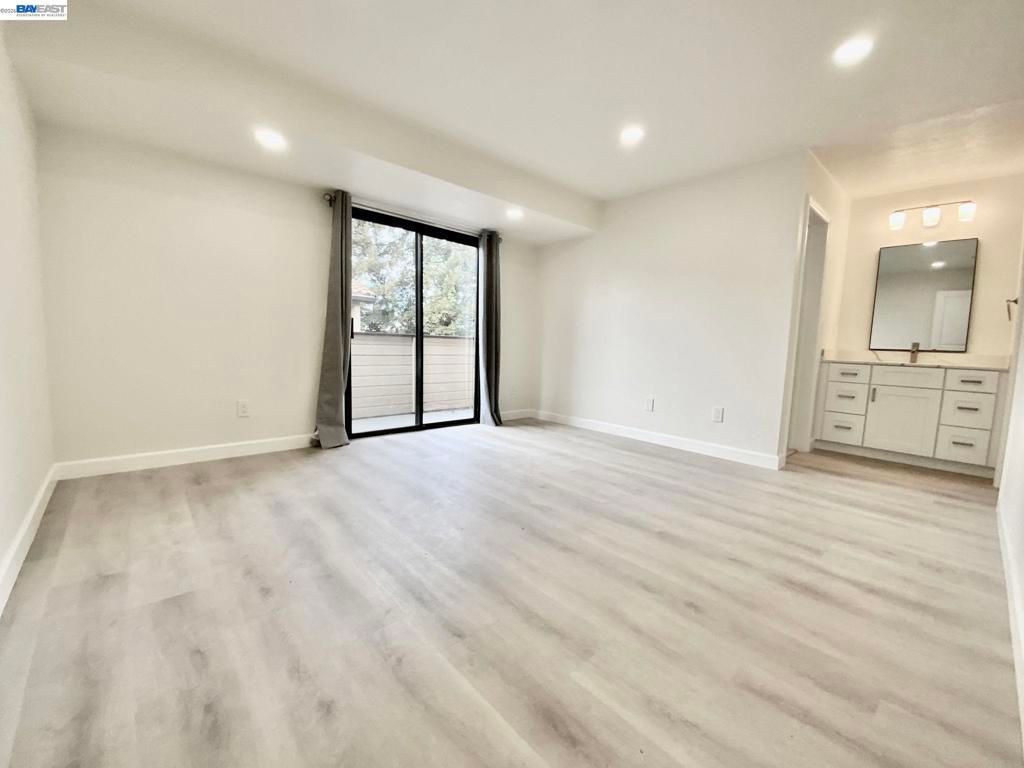 Image 7 of property listing at 205 Wenatchee Cmn 16, Fremont, CA 94539