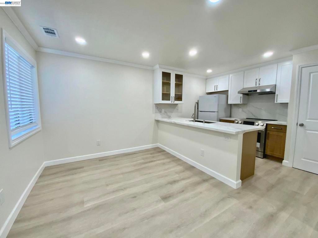 Image 9 of property listing at 205 Wenatchee Cmn 16, Fremont, CA 94539