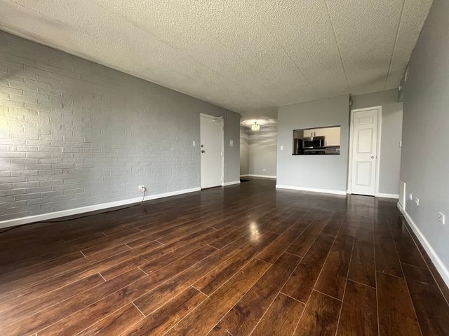 1620 Richmond Circle 306, Joliet, IL 60435