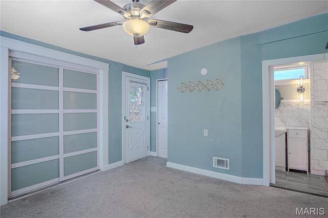 6557 Marmaduke Avenue, St Louis, MO 63139