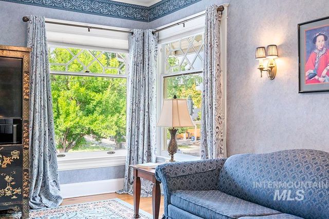 1519 W Jefferson St, Boise, ID 83702