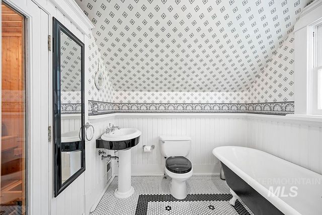 1519 W Jefferson St, Boise, ID 83702