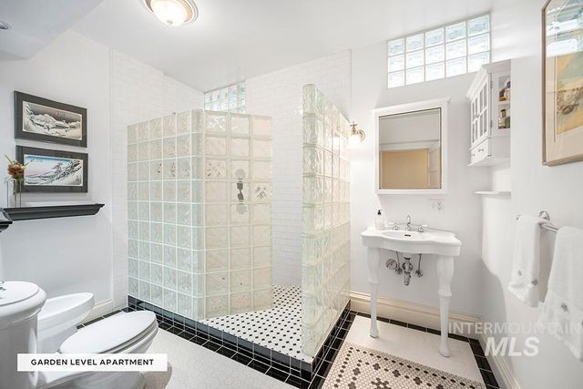 1519 W Jefferson St, Boise, ID 83702