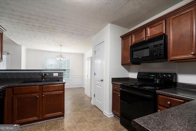 2316 Acorn Way, Monroe, GA 30656