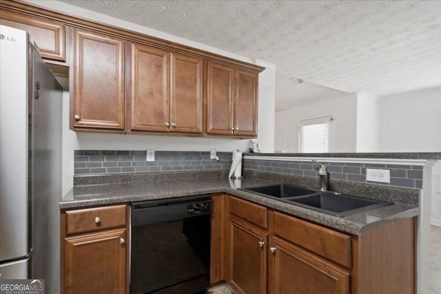 2316 Acorn Way, Monroe, GA 30656