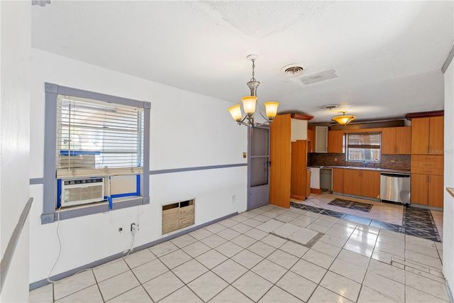 937 BARBADOS AVENUE, Orlando, FL 32825