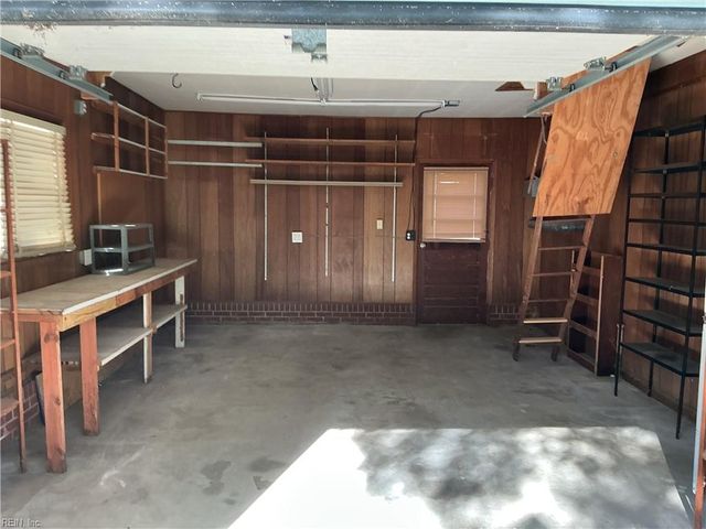 128 Davis DR, Williamsburg, VA 23185
