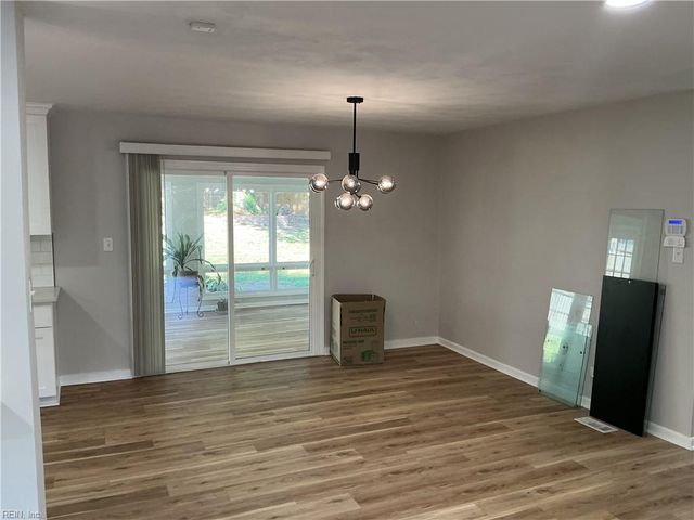128 Davis DR, Williamsburg, VA 23185