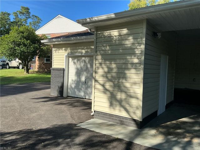 128 Davis DR, Williamsburg, VA 23185