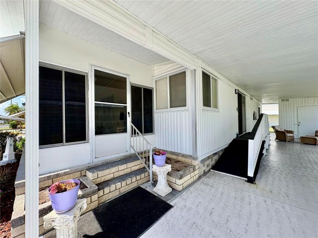 3049 LONGVIEW LANE, North Fort Myers, FL 33917