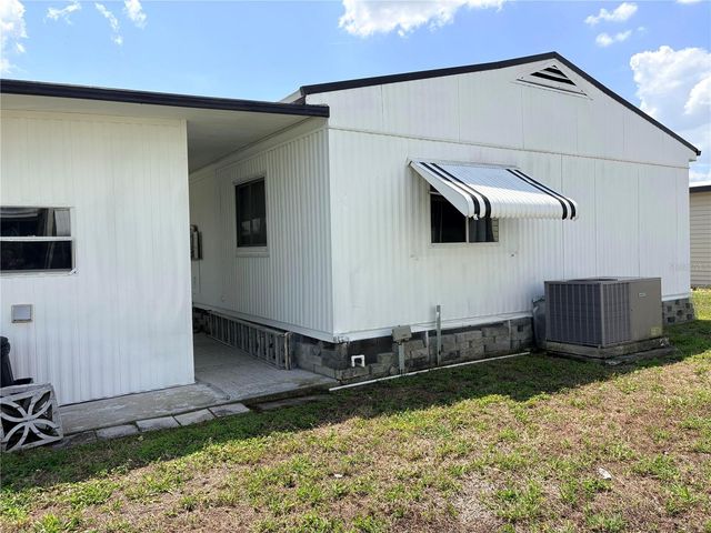 3049 LONGVIEW LANE, North Fort Myers, FL 33917