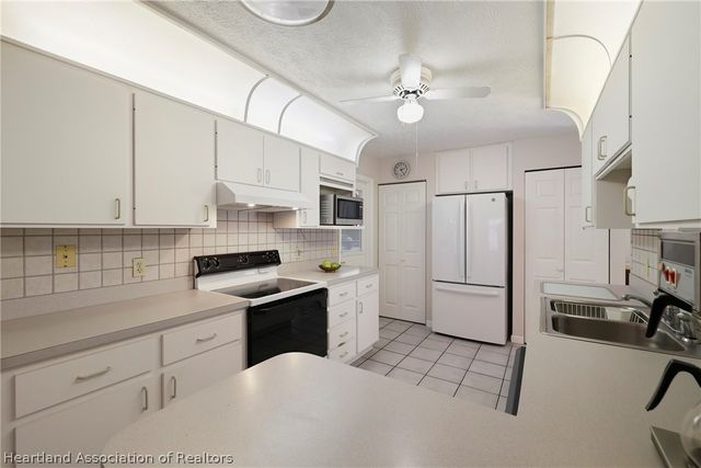 1086 Lake Carrie Drive, Lake Placid, FL 33852