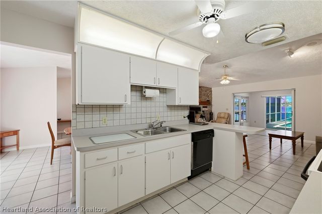 1086 Lake Carrie Drive, Lake Placid, FL 33852