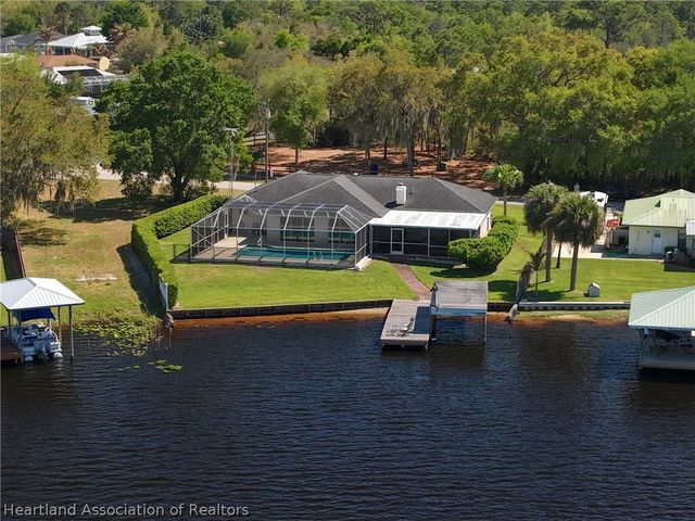 1086 Lake Carrie Drive, Lake Placid, FL 33852