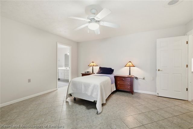 1086 Lake Carrie Drive, Lake Placid, FL 33852