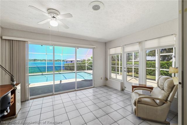 1086 Lake Carrie Drive, Lake Placid, FL 33852