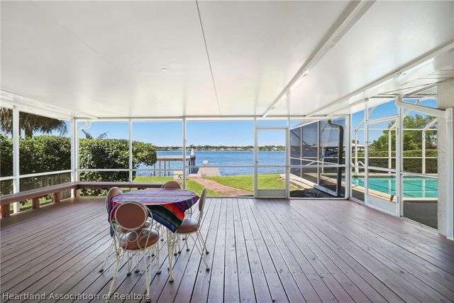 1086 Lake Carrie Drive, Lake Placid, FL 33852