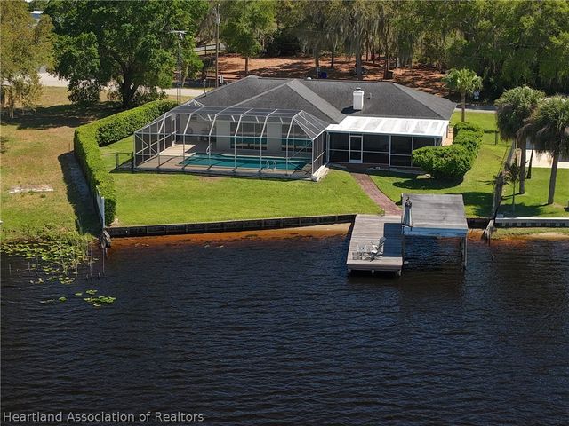 1086 Lake Carrie Drive, Lake Placid, FL 33852