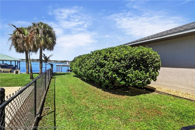 1086 Lake Carrie Drive, Lake Placid, FL 33852