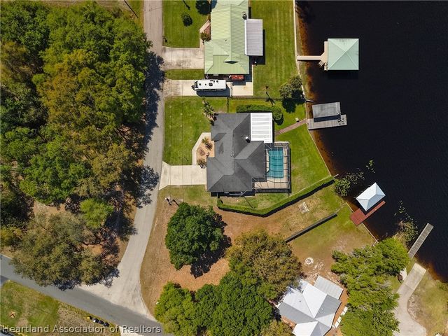 1086 Lake Carrie Drive, Lake Placid, FL 33852
