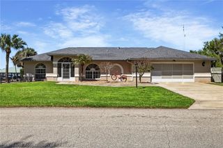 1086 Lake Carrie Drive, Lake Placid, FL 33852