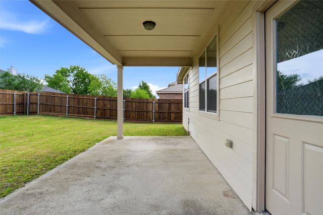 216 Meadow Ridge Drive, Anna, TX 75409