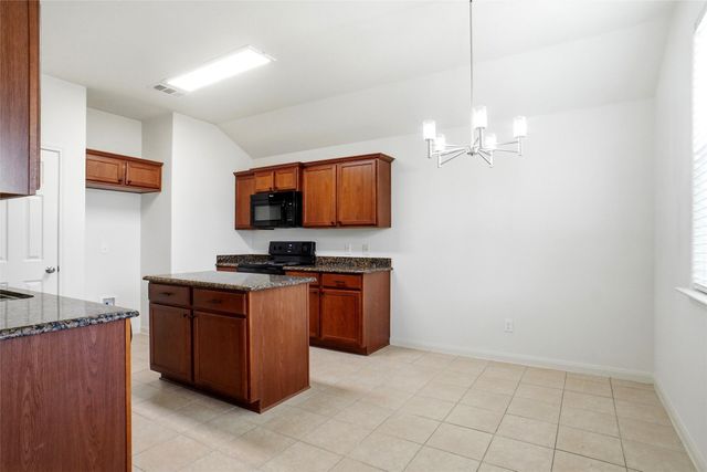 216 Meadow Ridge Drive, Anna, TX 75409