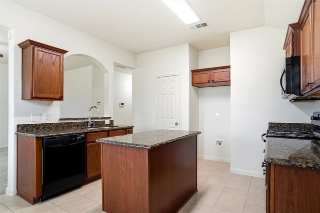 216 Meadow Ridge Drive, Anna, TX 75409