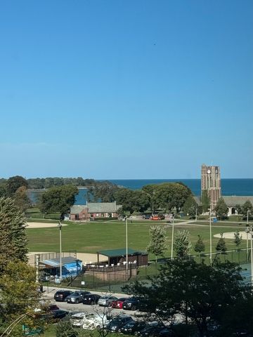 3600 N Lake Shore Drive 616, Chicago, IL 60613