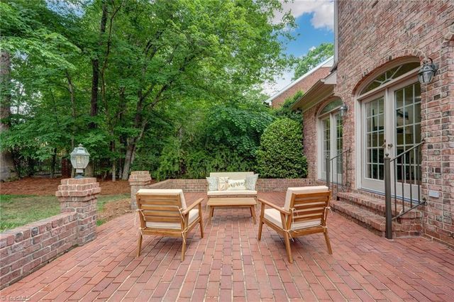 4515 Kenbridge Drive, Greensboro, NC 27410