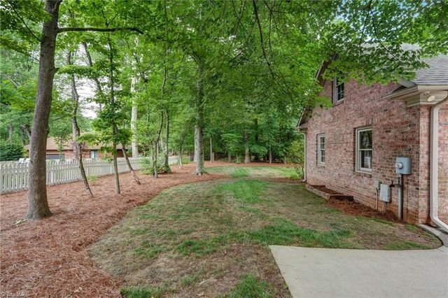 4515 Kenbridge Drive, Greensboro, NC 27410