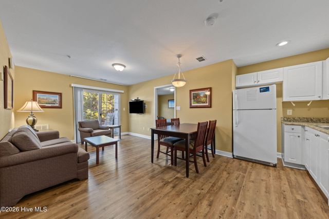 490 Little River Farm Boulevard 102a, Carthage, NC 28327