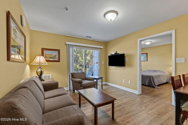 490 Little River Farm Boulevard 102a, Carthage, NC 28327