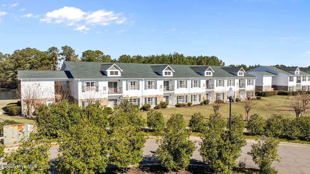 490 Little River Farm Boulevard 102a, Carthage, NC 28327