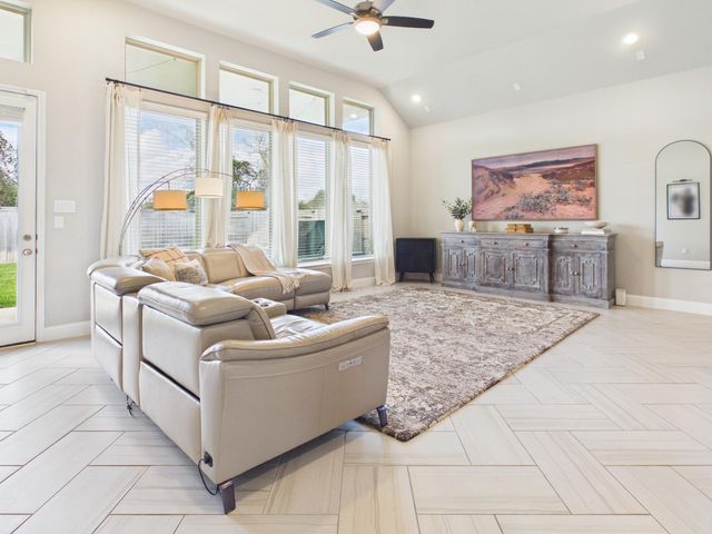 20927 Secretariat Meadow Lane, Tomball, TX 77377