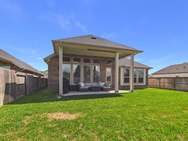 20927 Secretariat Meadow Lane, Tomball, TX 77377