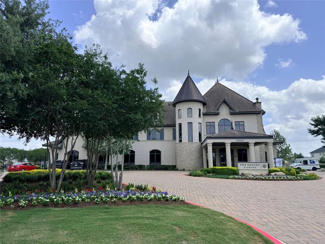 20927 Secretariat Meadow Lane, Tomball, TX 77377