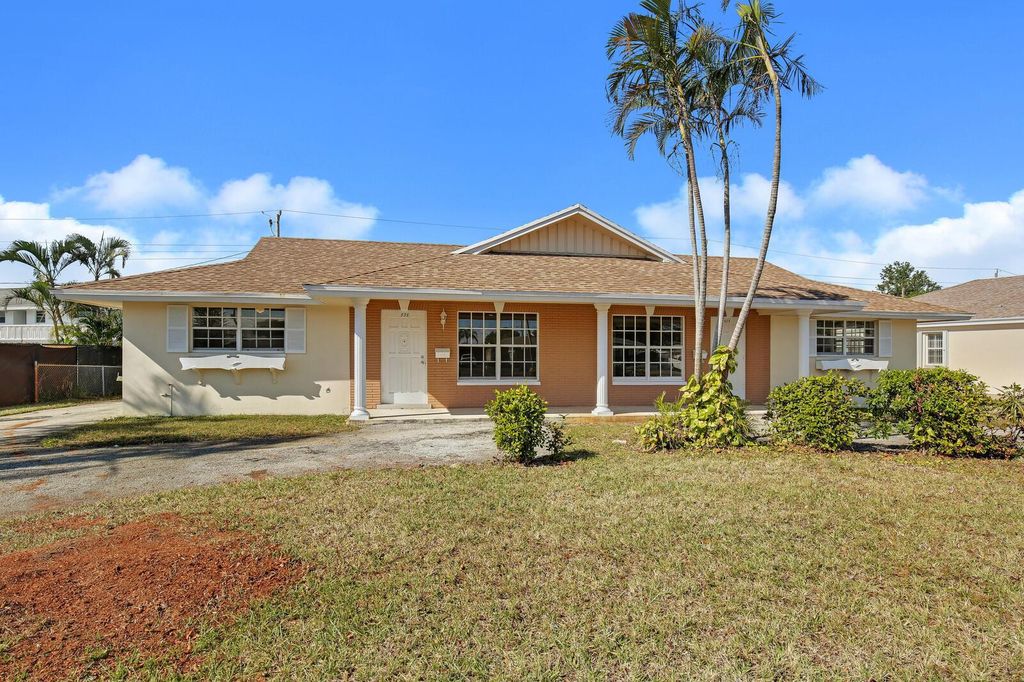 533 W Jasmine Drive B, Lake Park, FL 33403